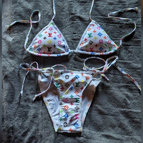 Meet your Posher - Picture 1 of 1